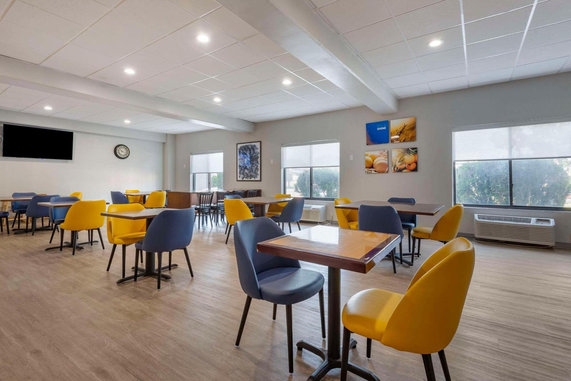 Comfort Inn Philadelphia International Airport West Chester Buitenkant foto