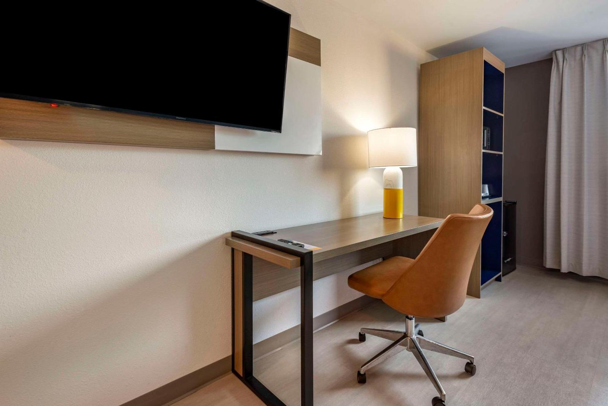 Comfort Inn Philadelphia International Airport West Chester Buitenkant foto